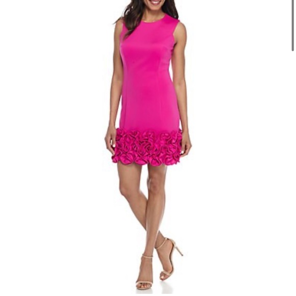 Donna Ricco Dresses & Skirts - Donna Rico ruffle hem v neck dress